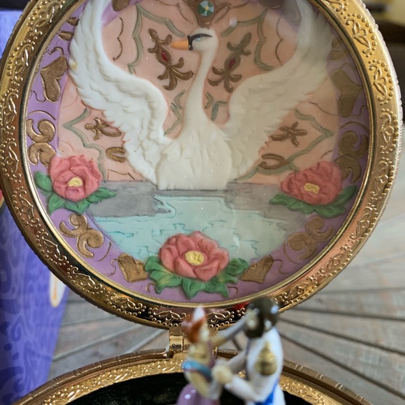 Anastasia-Rare Nicholas & Alexandra Music Box by San Francisco Music Box Co-1997 - Picture 4 of 12